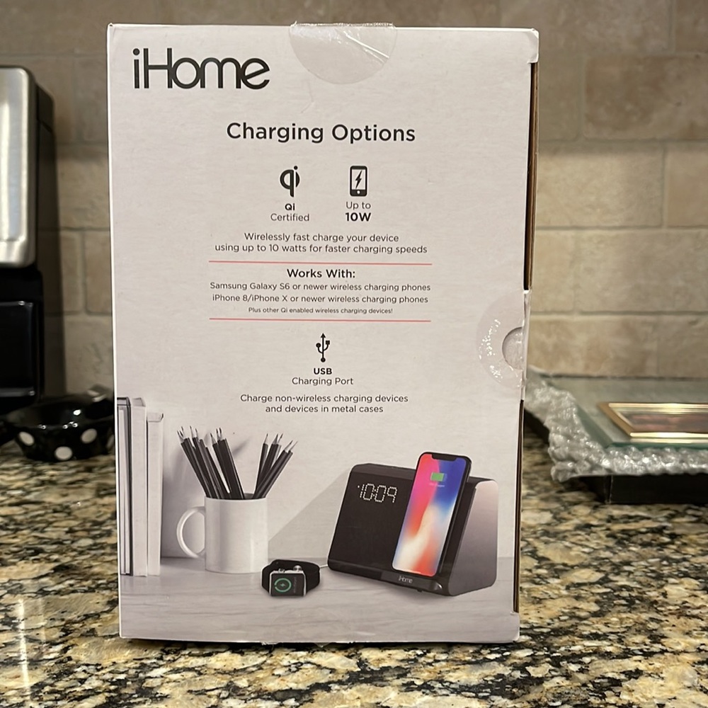 IHome - Picture 2 of 3